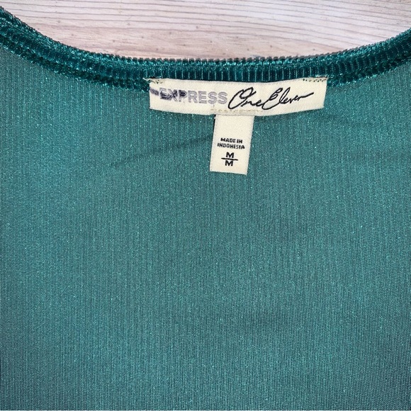 Express Velvet Ribbed Surplice Top - Picture 7 of 12